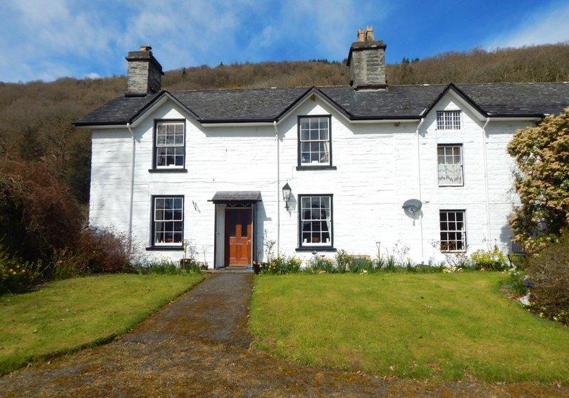 Gogarth Hall Farm Holidays Pennal Exterior photo